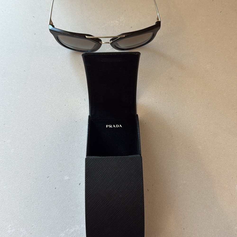Prada PR 13QS CATWALK Sunglasses! - Picture 11 of 11